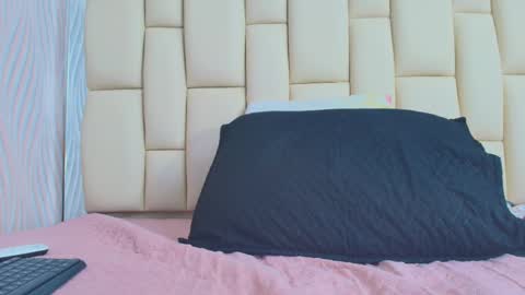 Amye  online show from September 24, 7:13 pm