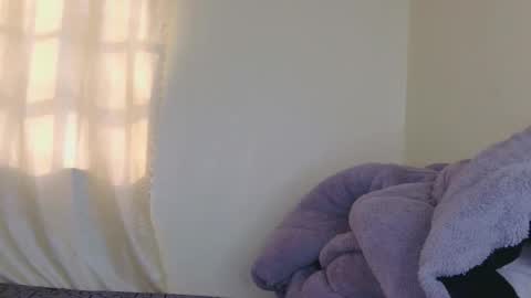 sweetheart online show from May 21, 1:42 pm