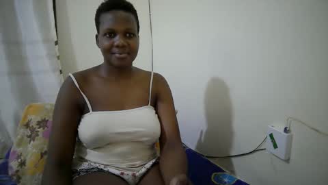 sweet_bella12 online show from November 16, 8:31 pm