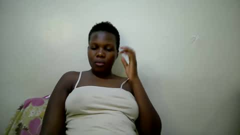 sweet_bella12 online show from November 24, 6:10 pm