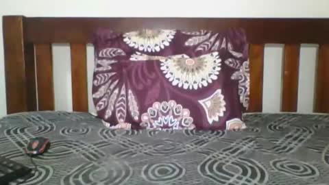 bella online show from March 10, 10:45 pm