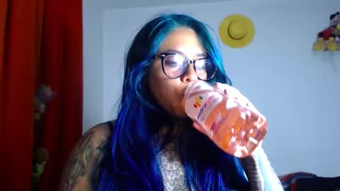 Bubbles online show from February 19, 11:58 pm