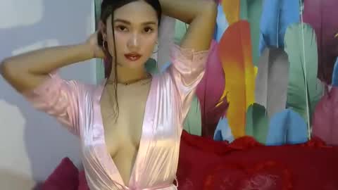 candy online show from February 25, 9:30 am