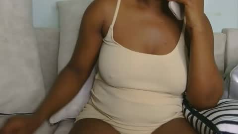 dellah online show from April 1, 1:41 pm