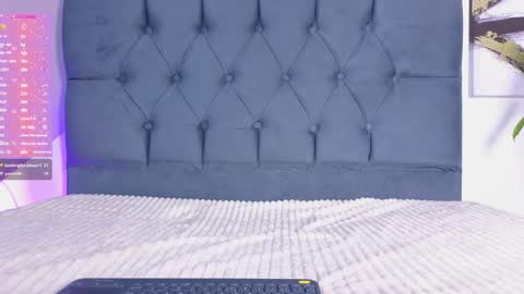 sweet_kitty_3 online show from May 26, 8:19 pm