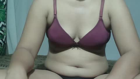sweet_lily0613 online show from March 1, 9:40 am