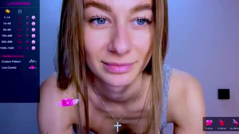 Mia online show from February 22, 2:29 pm