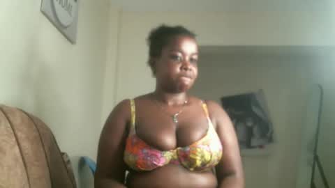 sweet_moh8 online show from October 26, 9:38 am