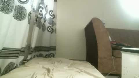 sweet_moh8 online show from October 23, 9:26 am