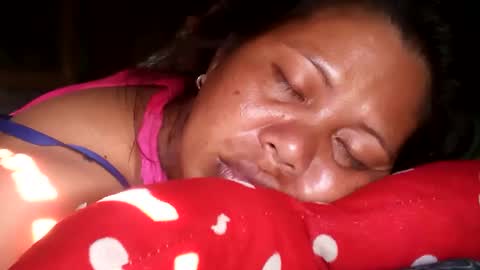 sweet_nessa30 online show from March 27, 7:10 am