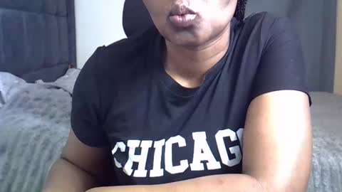 reinah online show from March 1, 7:46 pm