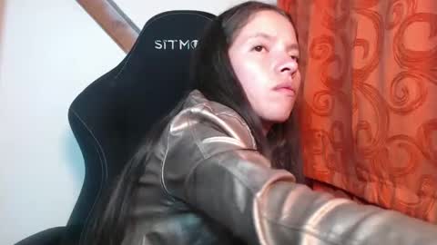 sweetdam12 online show from February 7, 10:20 pm