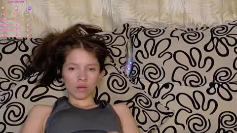 sweetdam12 online show from November 18, 9:38 pm