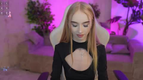 Amelia online show from February 21, 4:05 pm