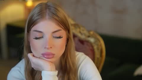 Amelia online show from September 30, 6:41 am