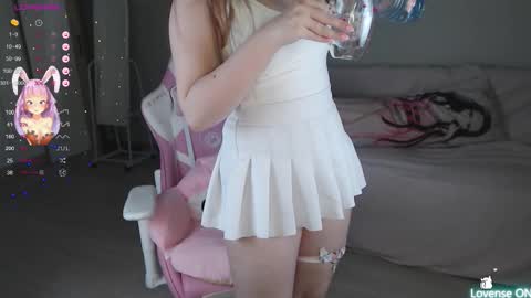 sweetdollyx_ online show from October 14, 9:06 pm