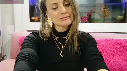 sweef online show from January 28, 3:25 am