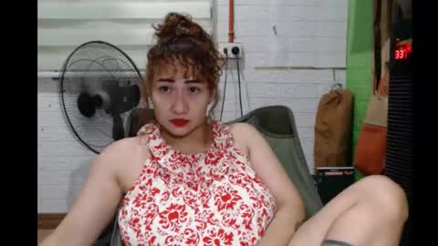 Jean online show from November 10, 4:24 pm