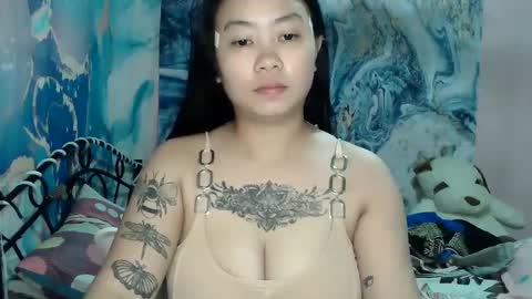 sweethotkisha online show from March 7, 2:15 am