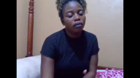 sweetib1 online show from February 20, 5:23 am