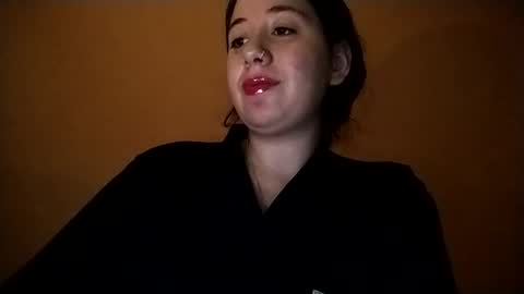 Ana Mara  i cant Make noise My family is here  online show from April 20, 5:32 am