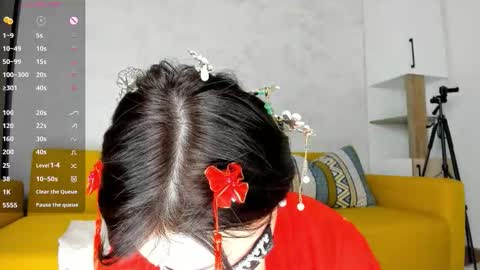 sweetie_peach_ online show from November 3, 4:49 am