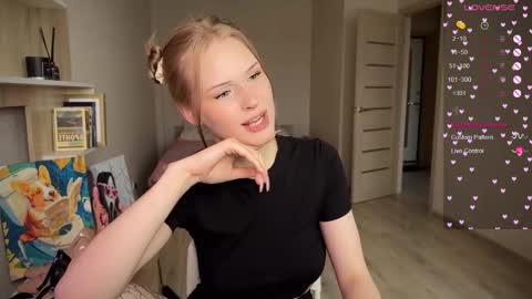 sweetie Lisa3 online show from October 23, 9:48 am