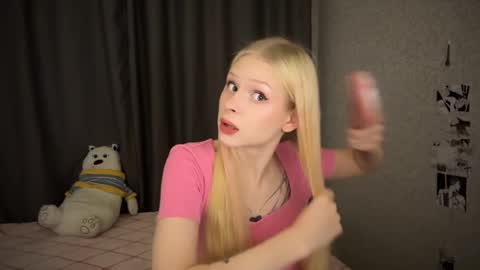 sweetie Lisa3 online show from January 7, 3:24 am