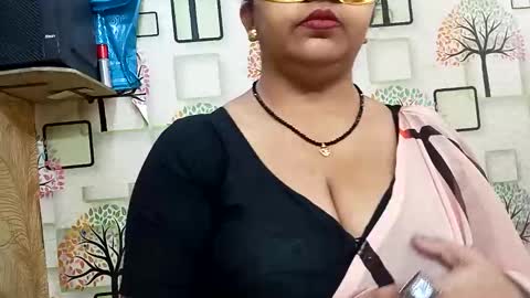 sweetindian1984 online show from February 25, 10:59 am