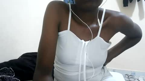 sweetkittey online show from June 15, 3:45 pm