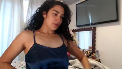 Dianis online show from January 19, 2:35 pm