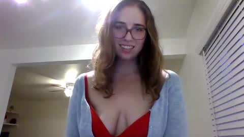 sweetsocalgirl online show from February 22, 1:44 am