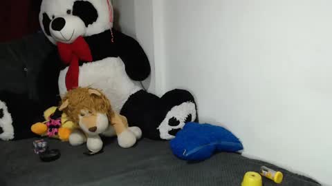 sweett_candy1 online show from March 2, 3:02 am