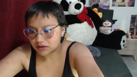 sweett_candy1 online show from February 6, 3:21 am