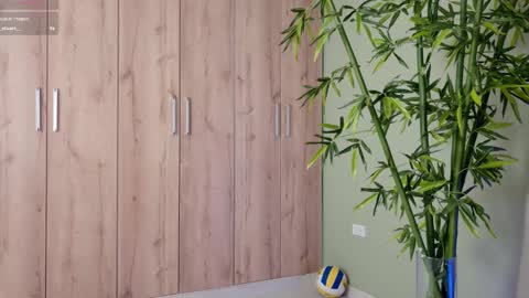    online show from February 15, 4:34 pm