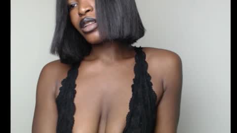 sweetxxboobsx online show from October 20, 9:45 am