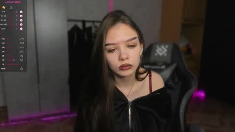 sweetydeviliya online show from January 19, 3:57 am