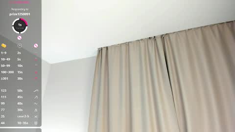 Astrid online show from April 2, 8:39 pm