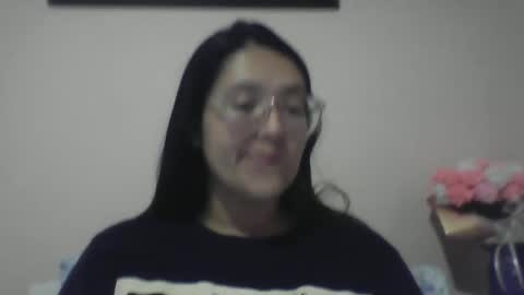 sweetyypeach online show from March 9, 4:05 am