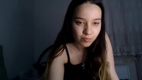 nur online show from February 7, 8:45 pm