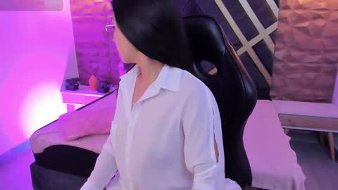 Sydney online show from February 24, 11:36 pm