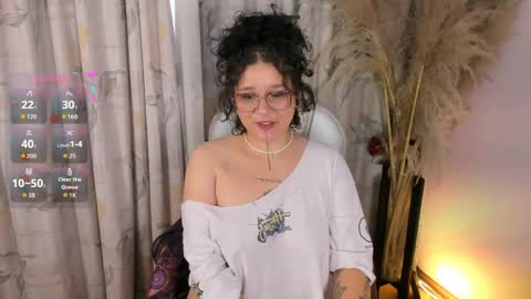    online show from May 30, 12:03 pm