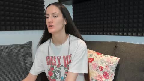 szofia27 online show from December 9, 1:07 am