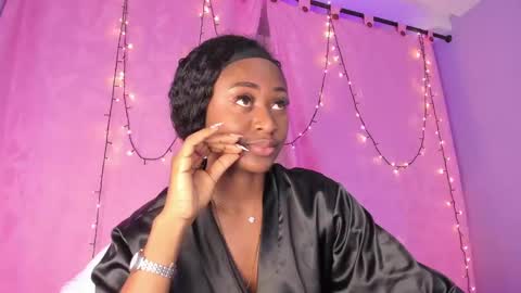 t4mmy_ online show from March 8, 2:38 pm