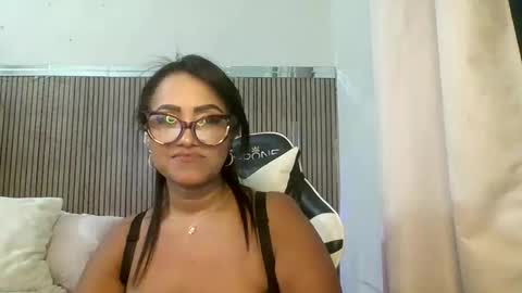 yameil online show from April 14, 1:11 pm