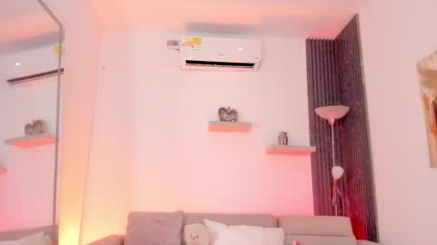 Tahiela  online show from February 27, 11:54 am