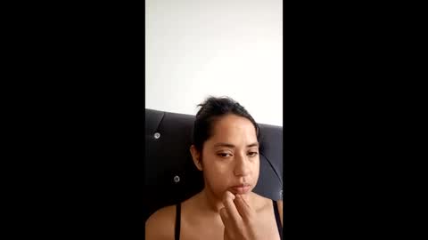 tailiana_rosse online show from April 5, 6:07 pm