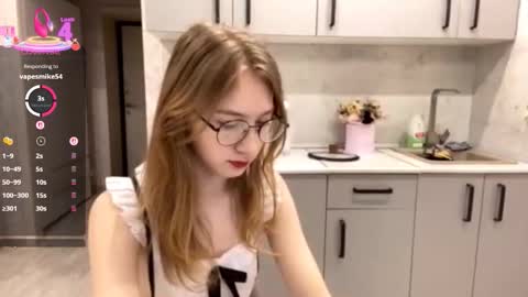 Tessa online show from February 7, 1:37 pm