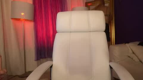 Margo online show from October 5, 11:10 pm