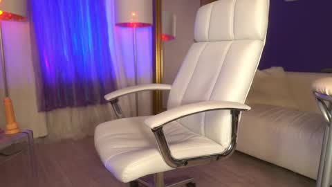 Margo online show from February 20, 3:41 pm